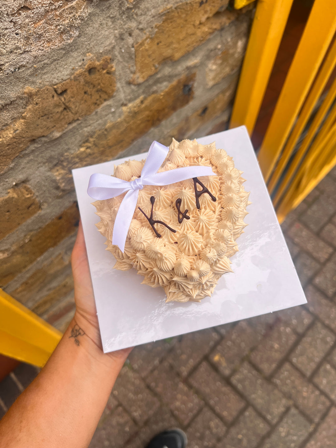 Mini Heart-Shaped Cake (serves 1-2 people)