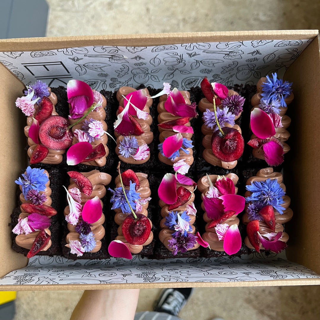 Little Cakes - Box of 12
