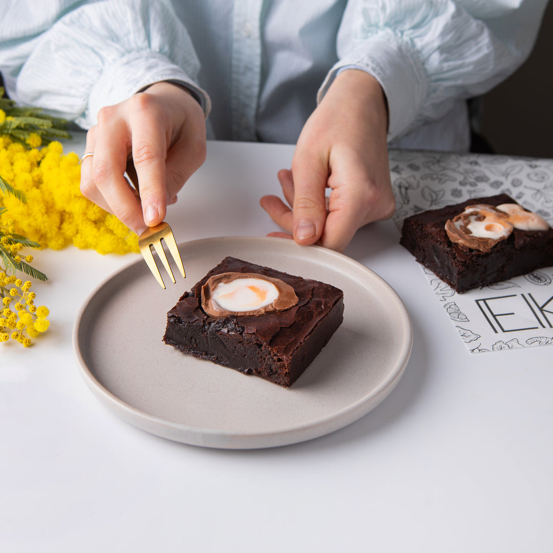 300 Letterbox Brownies for Sage Housing