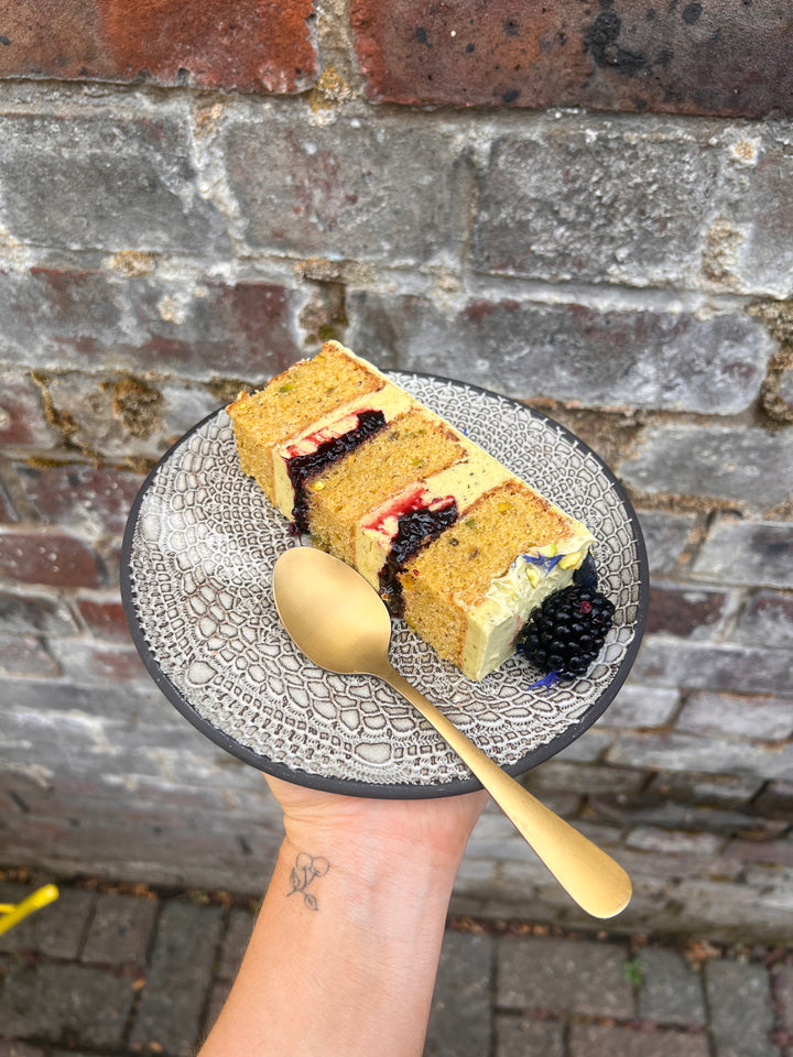 Pistachio & Blackberry Cake