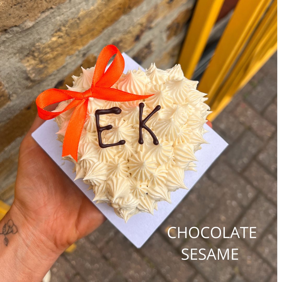 Mini Heart-Shaped Cake (serves 1-2 people)