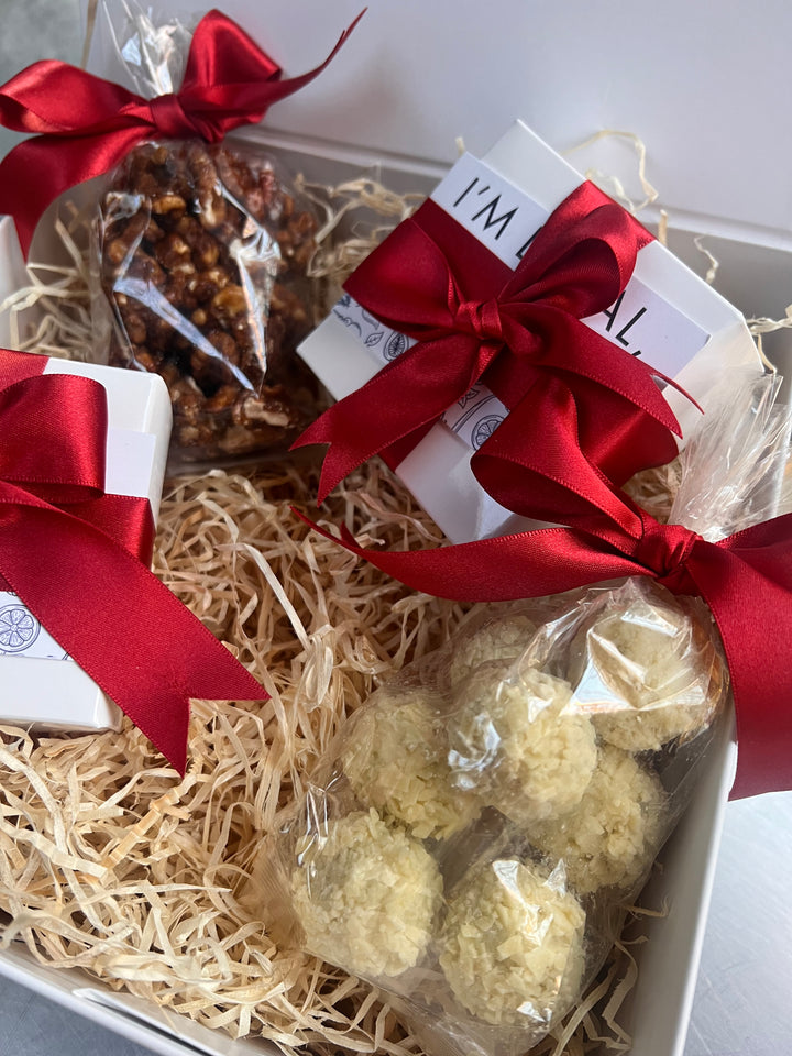 Create Your Own Christmas Hamper
