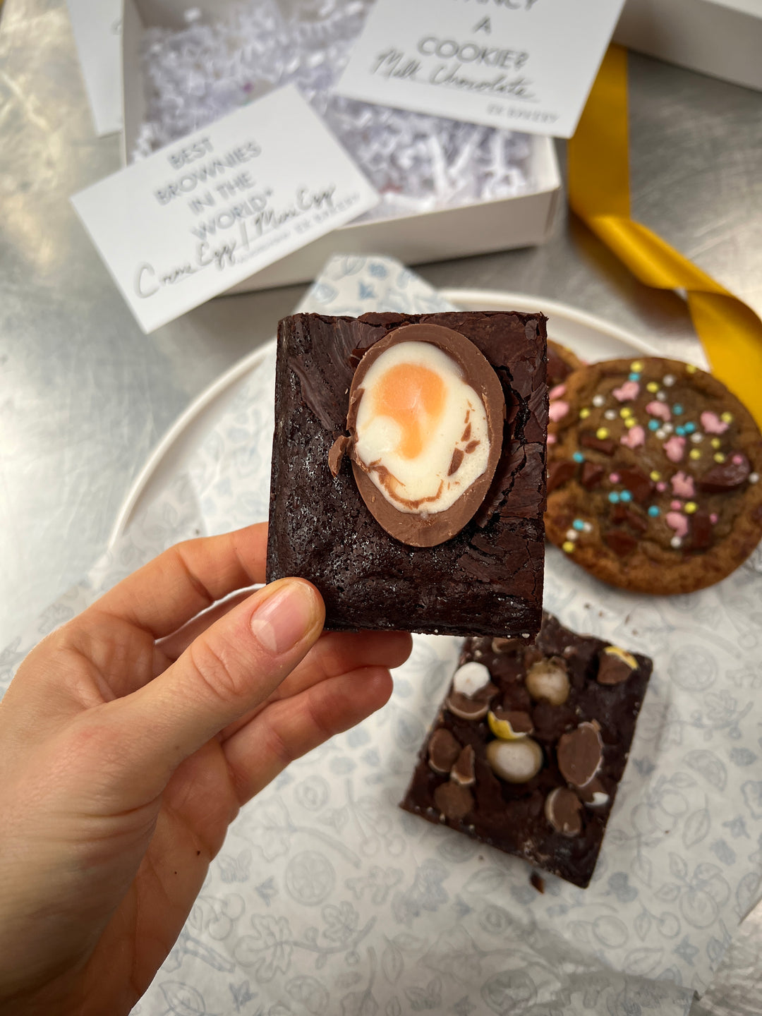 Easter Brownies & Cookies Box