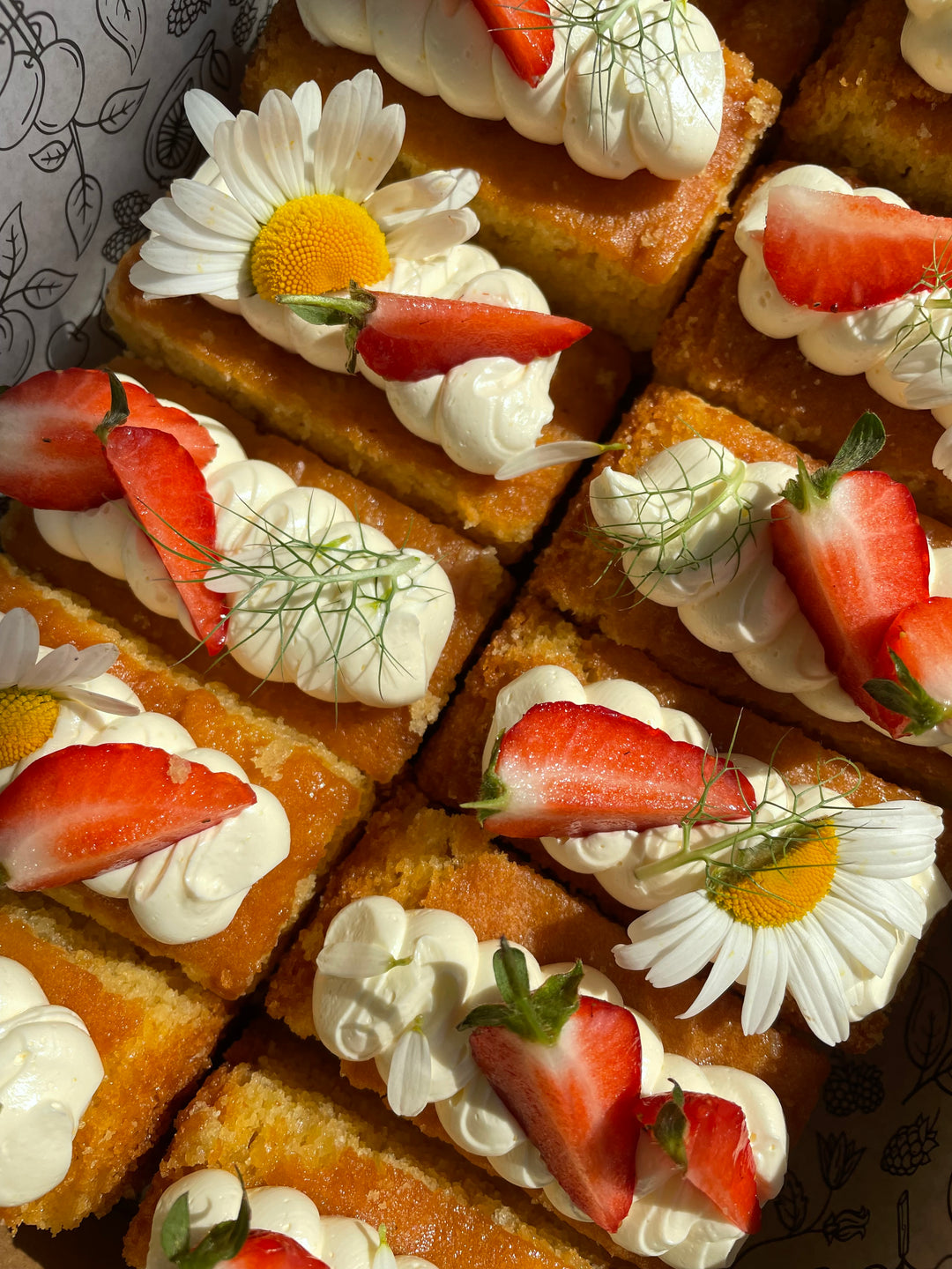 Wimbledon Little Cakes