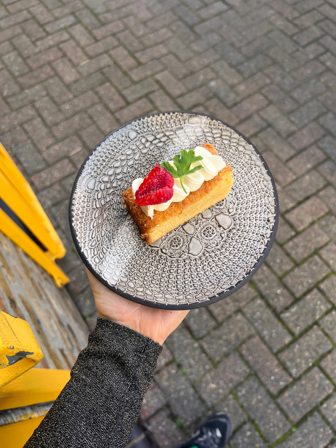 Little Cakes - Box of 12