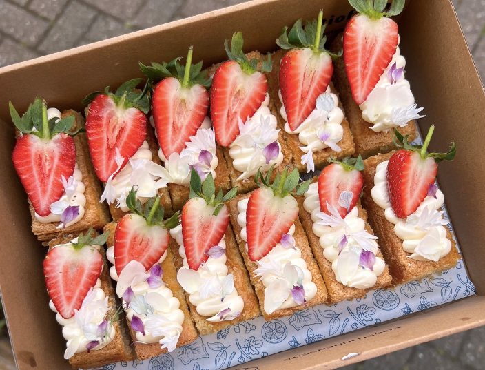 Wimbledon Little Cakes