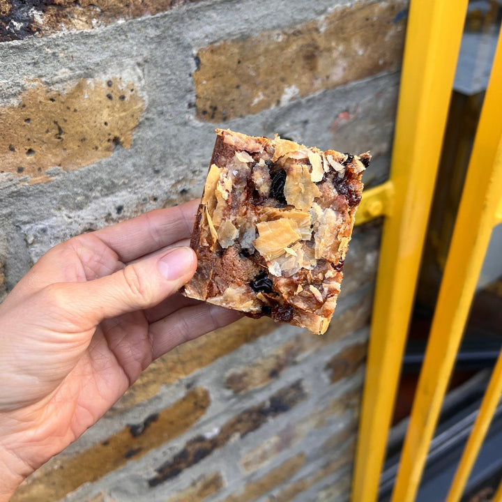 Mince Pie Blondie with fruit and crispy, puffed pastry